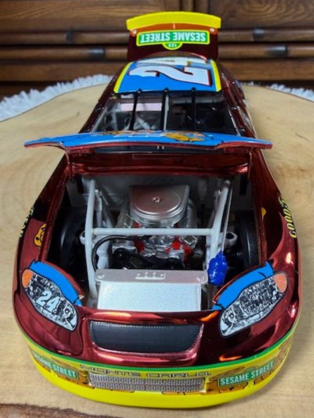 Vintage Jeff Gordon #24 Foundation Sesame Street II 2003 Monte Carlo 1:24 Car - Picture 12 of 16